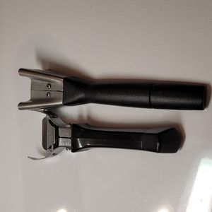 Vintage corningware A-10-H & lock on the pot detachable holder